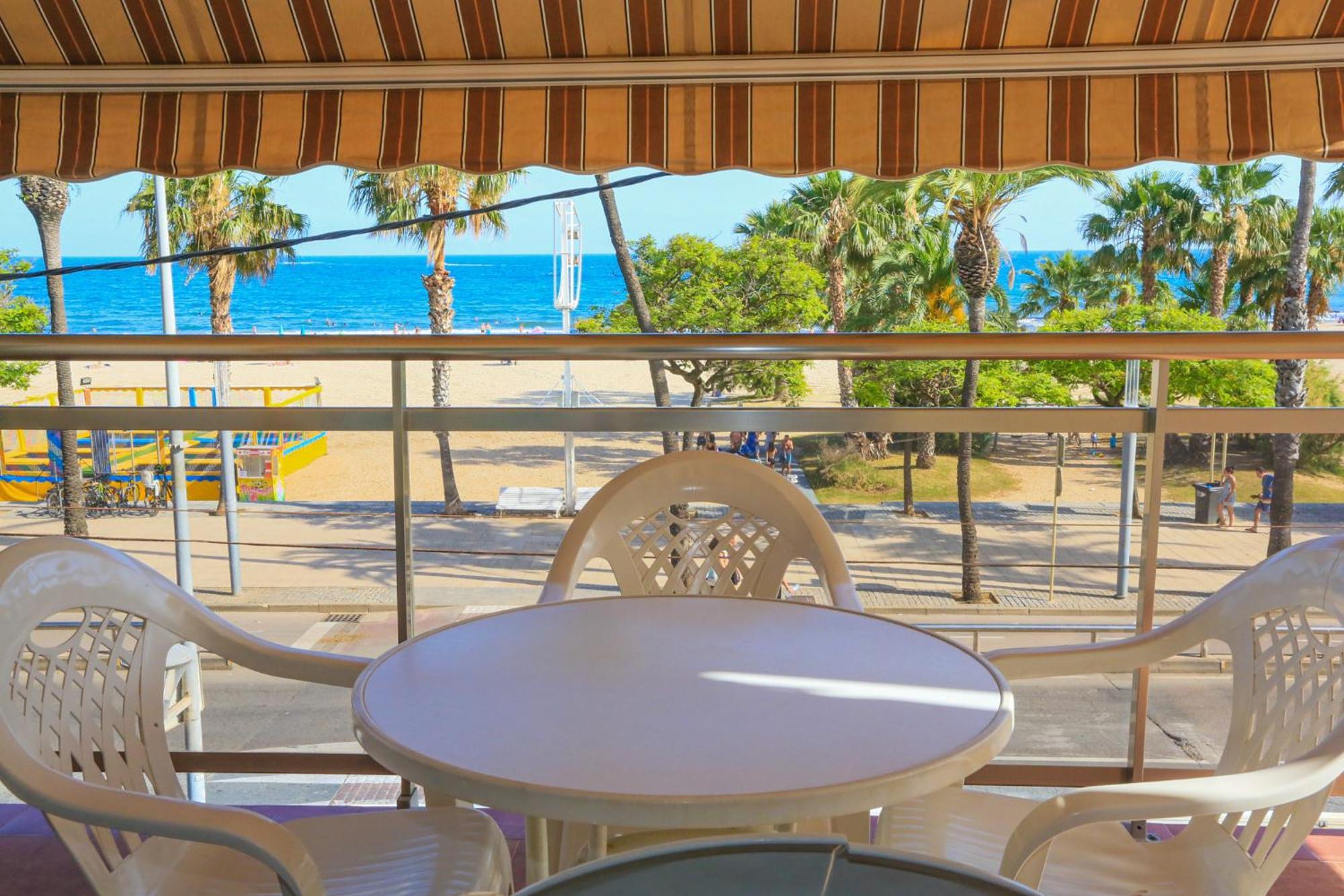 Apartamento Xaloc Only Families Cambrils Exterior foto