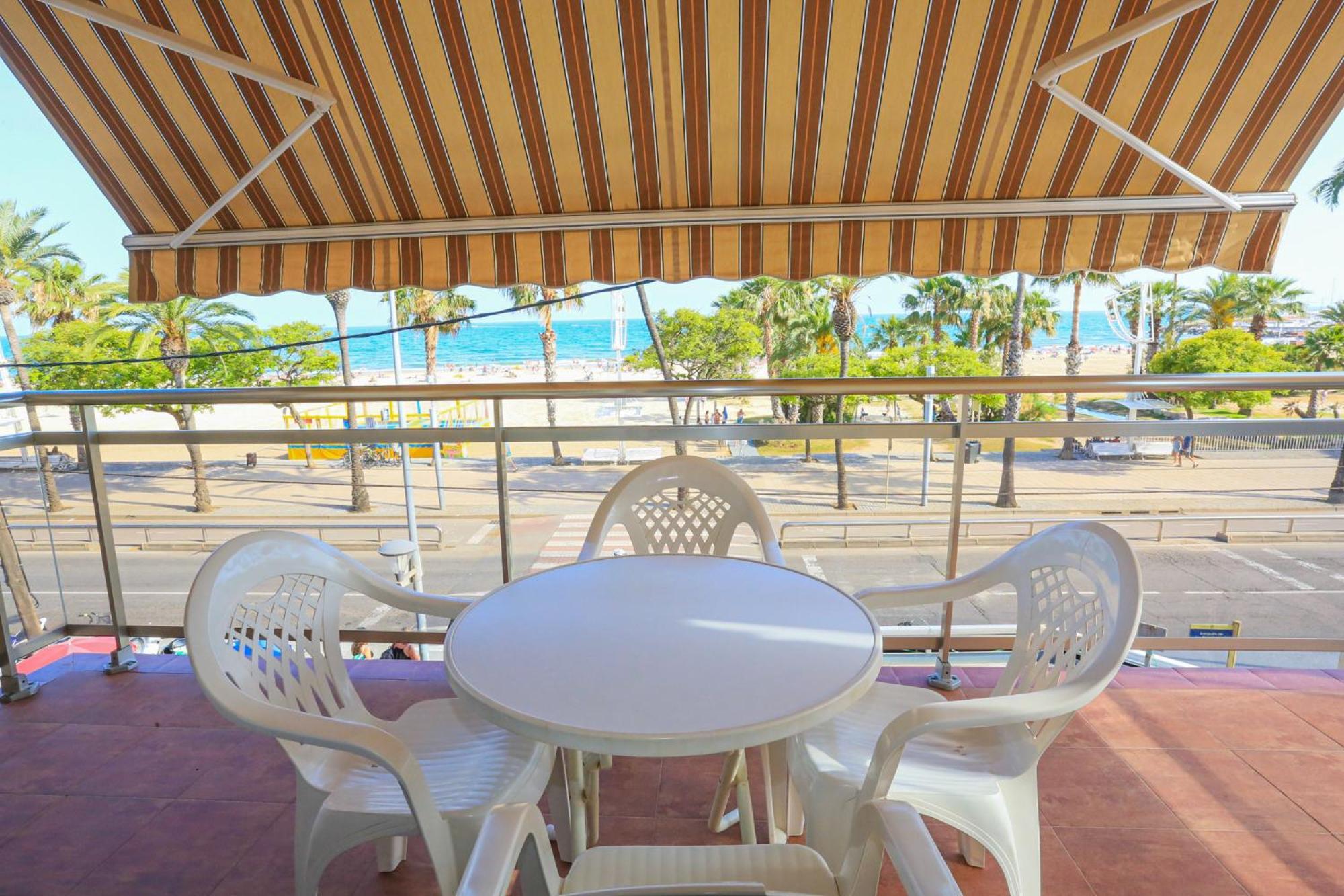 Apartamento Xaloc Only Families Cambrils Exterior foto