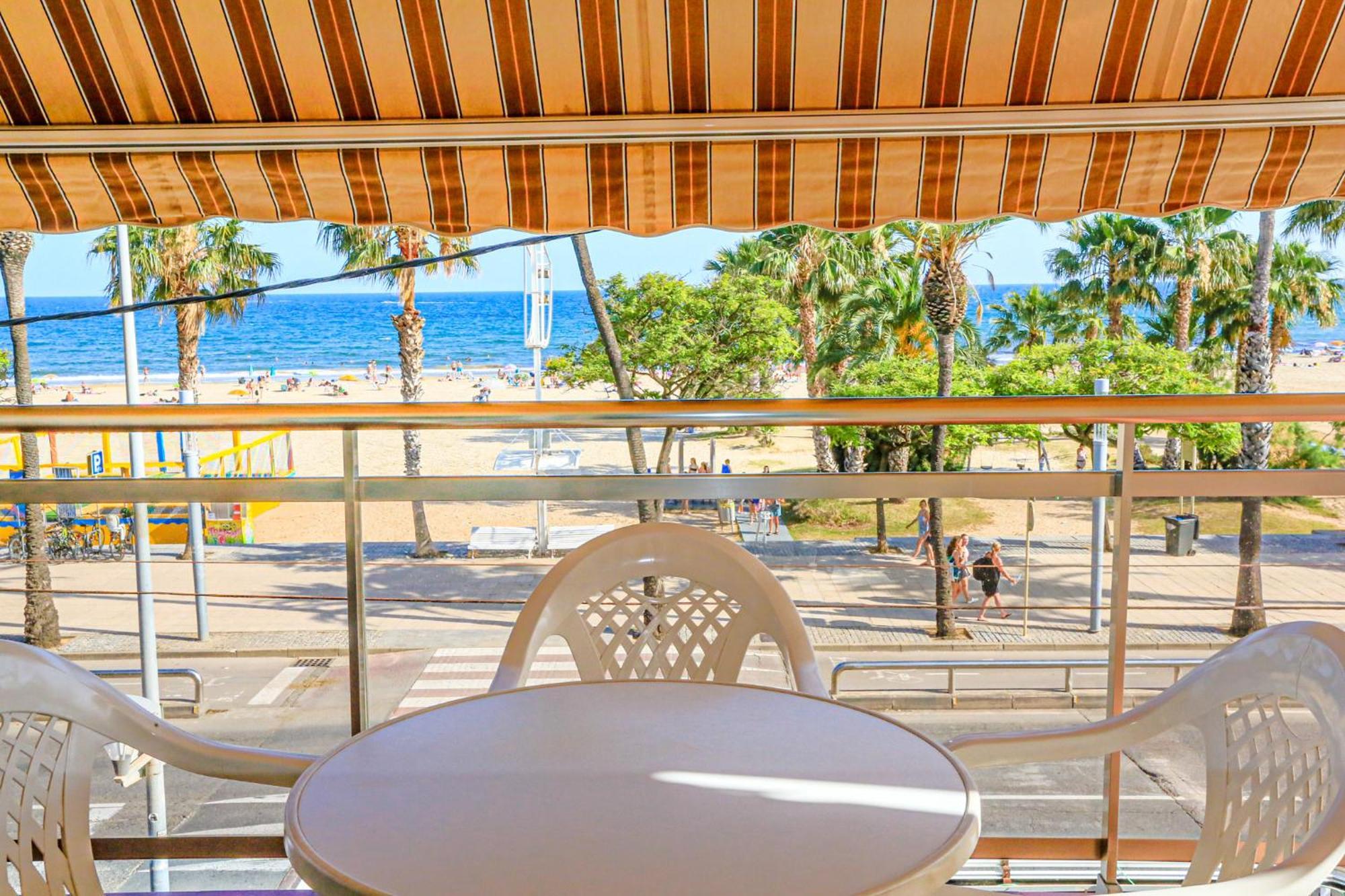 Apartamento Xaloc Only Families Cambrils Exterior foto